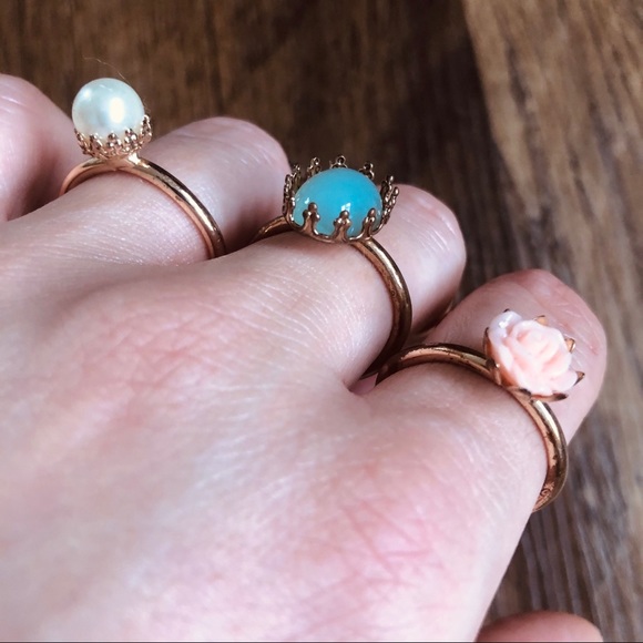 Boho rings ✨All jewelry $2✨ - Picture 1 of 3